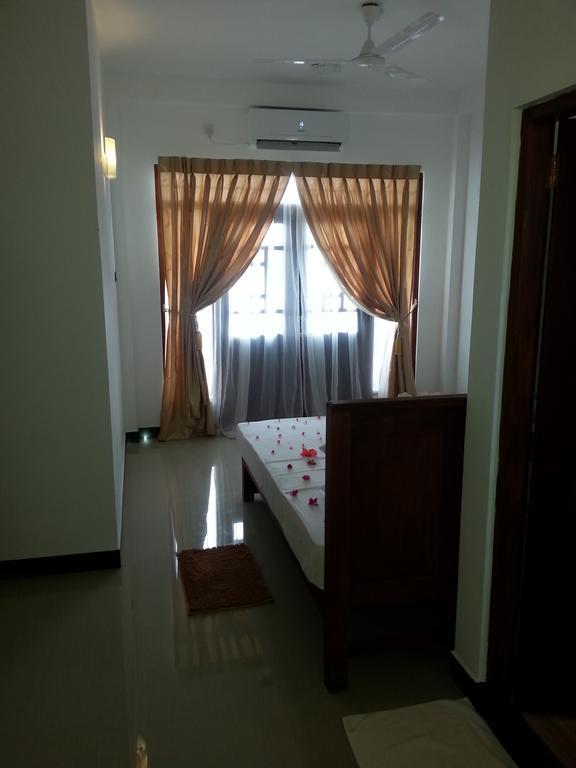 Villa River View Алутгама Экстерьер фото