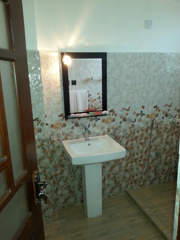 Villa River View Алутгама Экстерьер фото