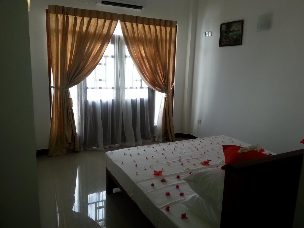 Villa River View Алутгама Экстерьер фото