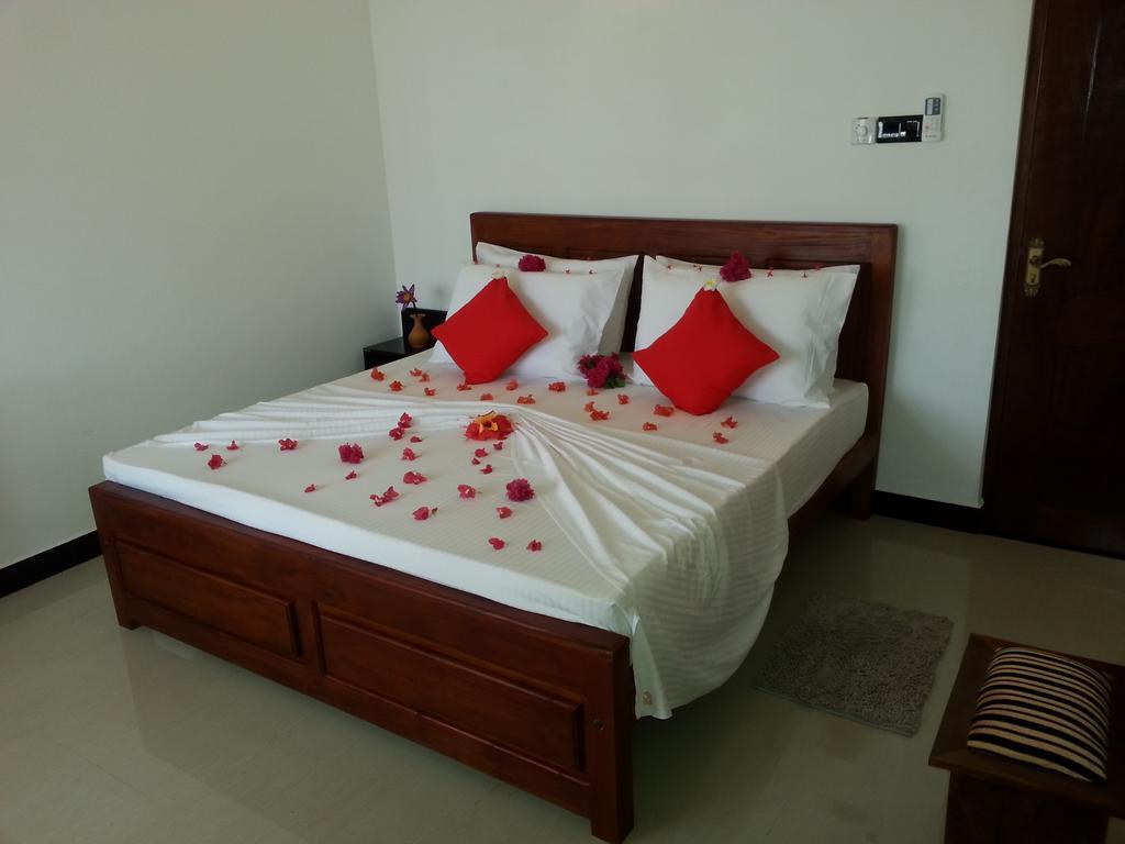 Villa River View Алутгама Экстерьер фото